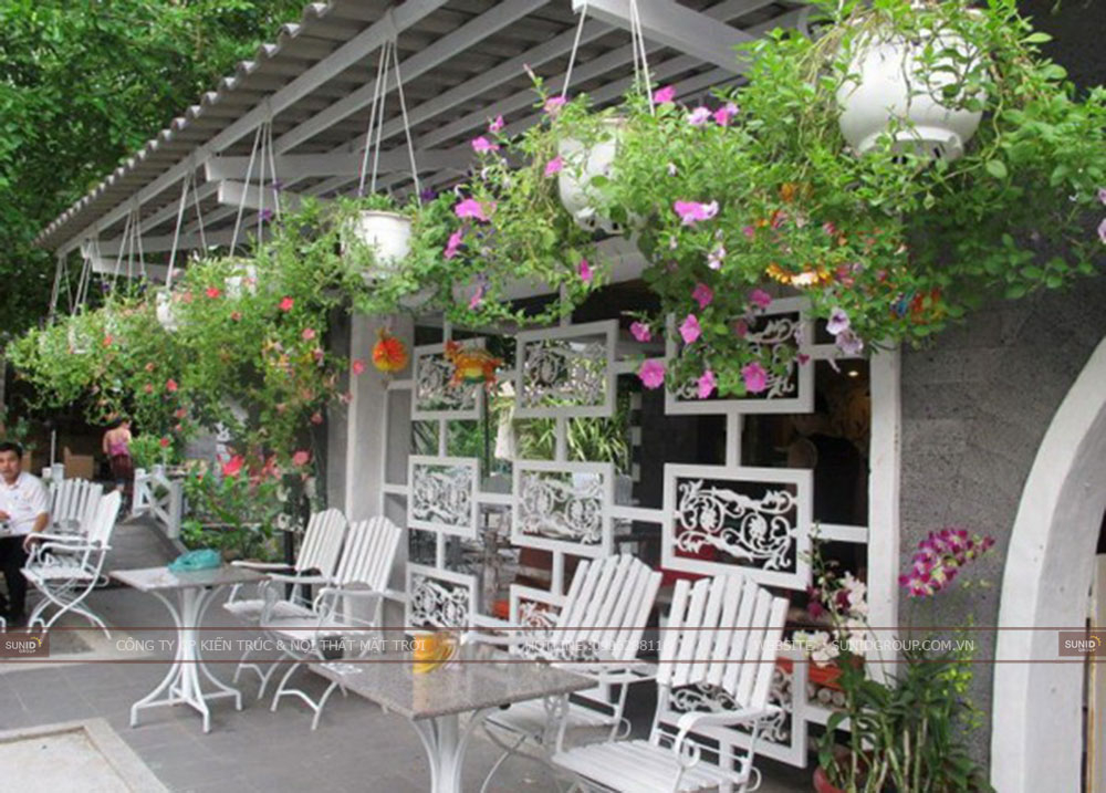20 Mẫu thiết kế quán cafe sân vườn đẹp ấn tượng